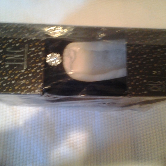 NIB slippers - Picture 1 of 3